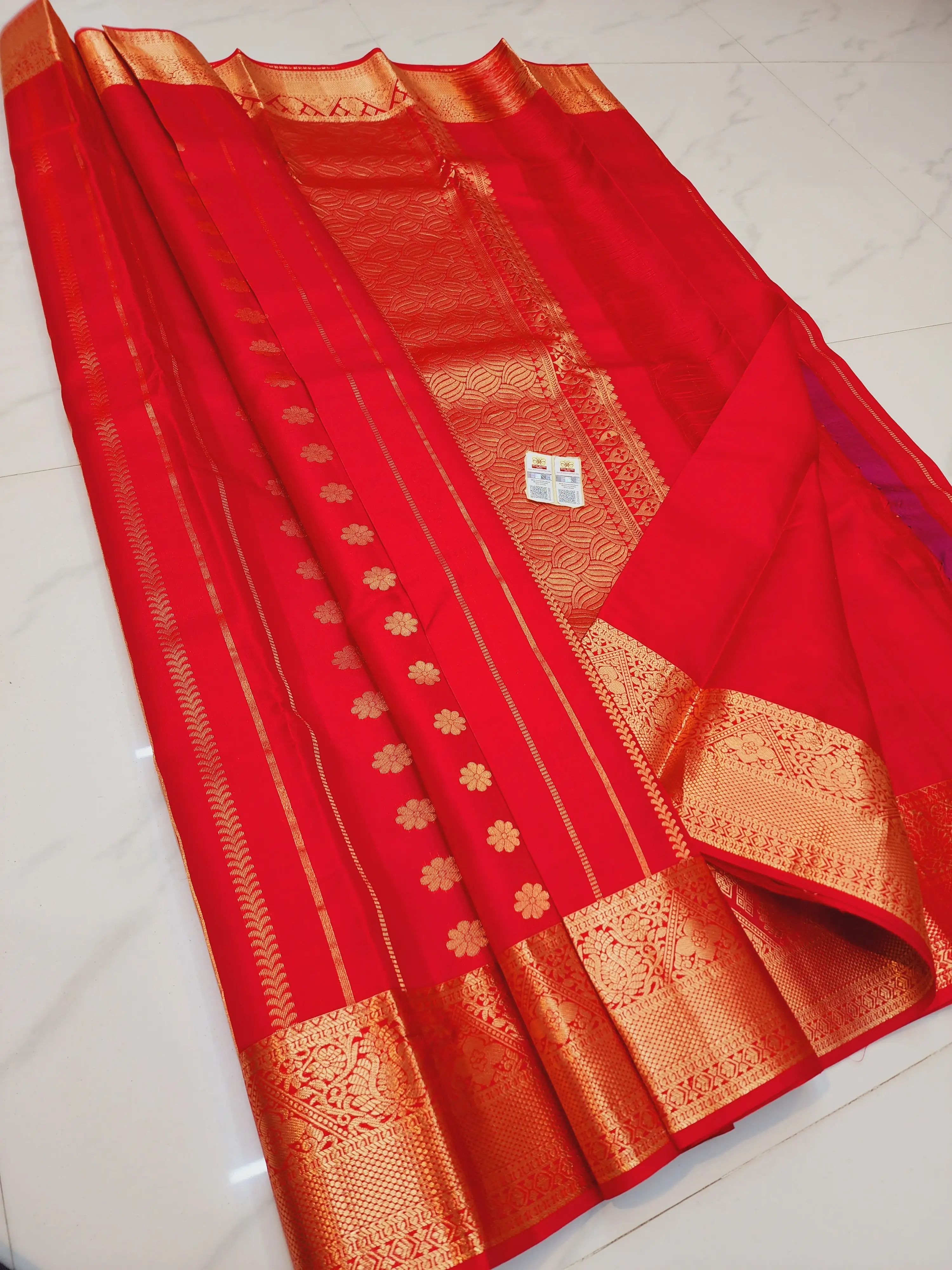 Kanchipuram handloom 100% pure pattu, oosikattam silk sarees 