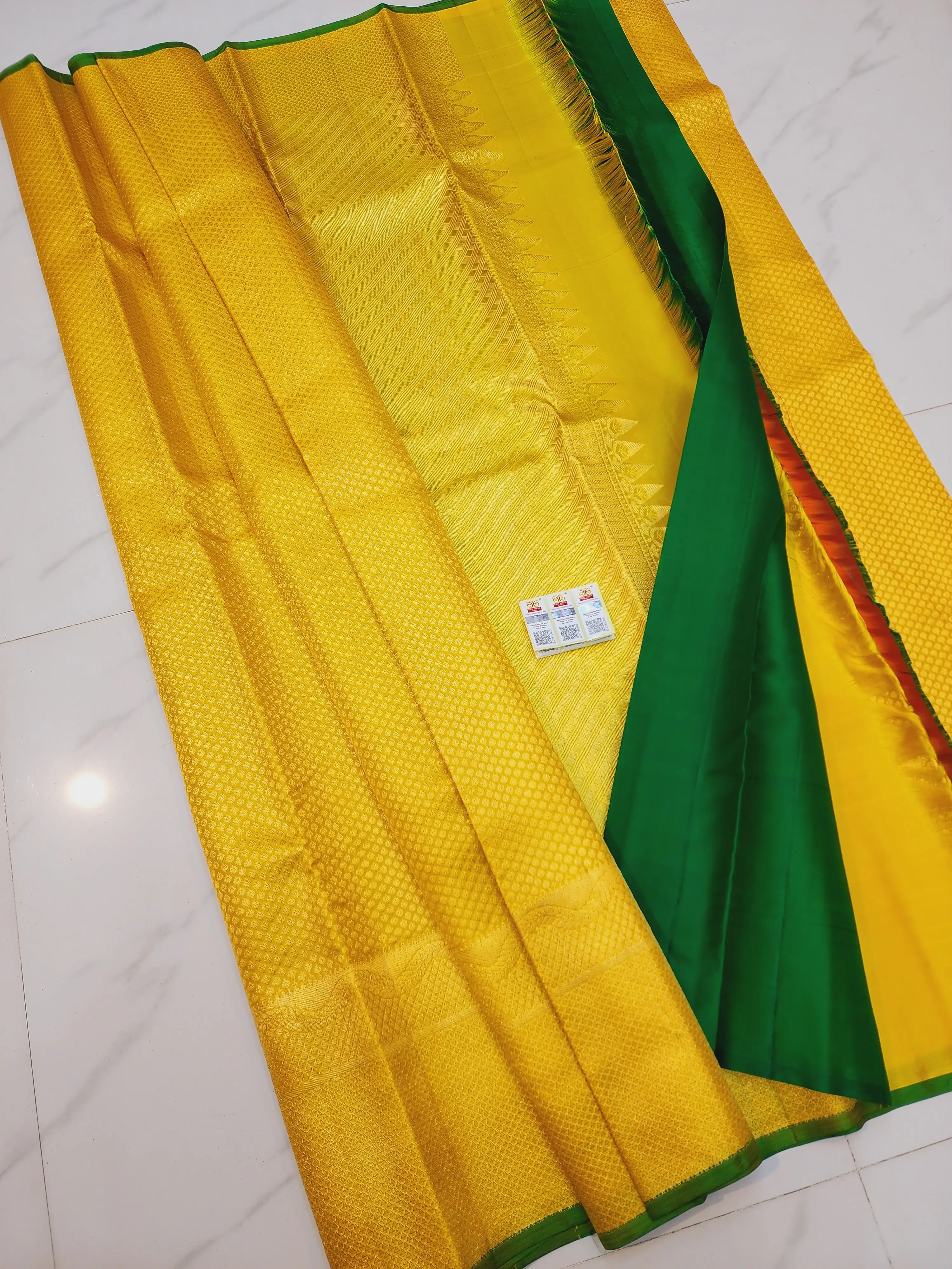 Kanchipuram_Handloom_Traditioanl_Peacoack_Pattu